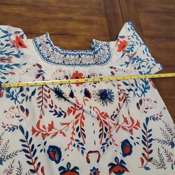 Off shoulder blouse - Picture 9 of 10